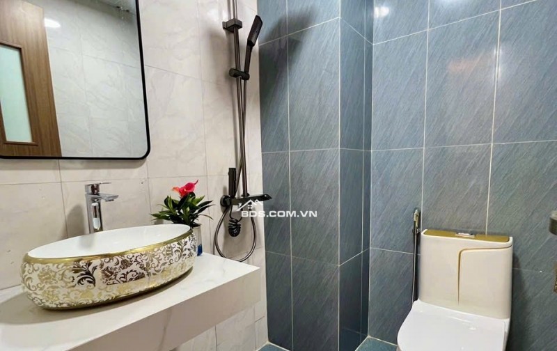 Chính chủ cần bán 2 ngủ tòa HH3B Linh Đàm tặng nội thất nhập khẩu xịn xò giá 2.1XX tỷ