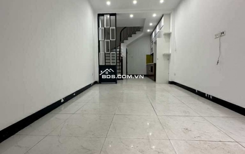 NHÀ ĐẸP KIM HOÀNG - HOÀI ĐỨC - LÔ GÓC THOÁNG - 50M OTO TRÁNH - DÂN XÂY 4 .7 TỶ