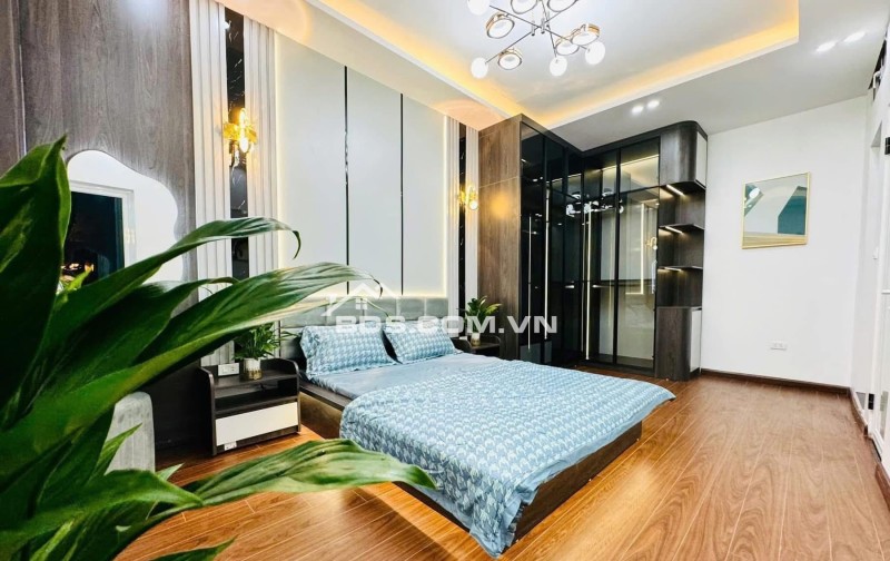 CẦN BÁN NHÀ THỤY KHUÊ - LÔ GÓC - NGÕ THÔNG KINH DOANH - Ô TÔ 5 TẠ ĐỖ CỬA