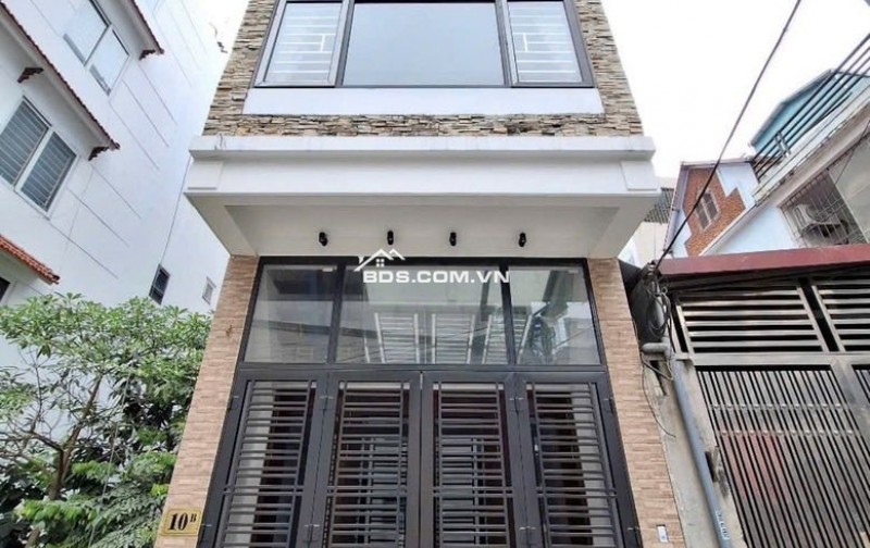 7.5 tỷ Ngọc Thuỵ - Long Biên - VỊ TRÍ ĐẸP - NGÕ THÔNG - Ô TÔ VÀO NHÀ - NHÀ DÂN XÂY
