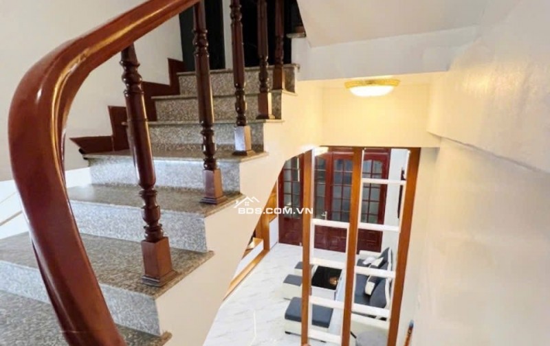 BÁN NHÀ Ở THỤY KHUÊ, 5 TẦNG, NỘI THẤT SIÊU ĐẦY ĐỦ, NGÕ THOÁNG MÁT