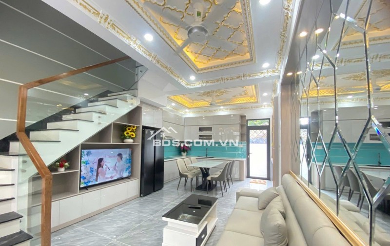 Bán biệt thự liền kề 4 tầng, 64m2, 4PN, Bình Thắng, Dĩ An, Bình Dương. Sổ đỏ, giá 7.2 tỷ.
