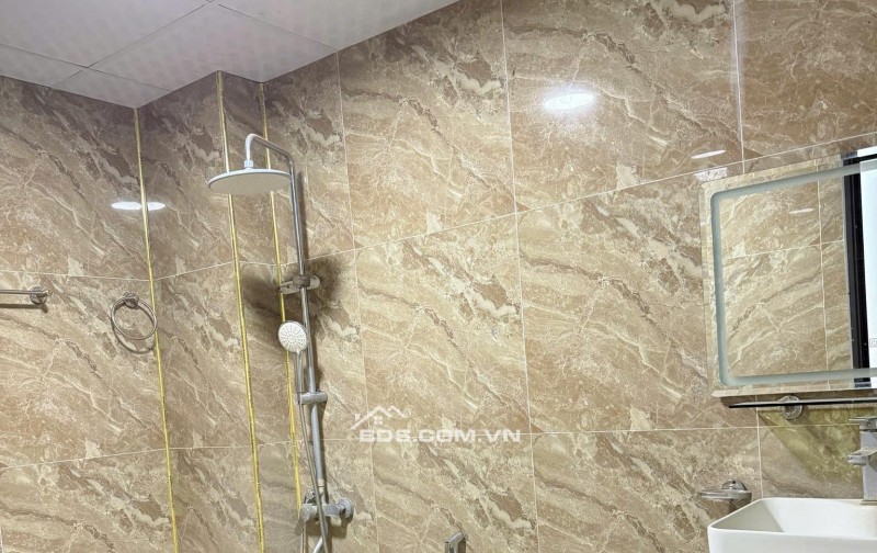 Nhỉnh 130tr/m2. Chính chủ bán nhà Quang Trung, HĐ  30/35T2 *4 *3.1 MT nhà mới toanh