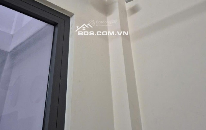 Toà nhà văn phòng đẹp, thang máy HXH Huỳnh Văn Bánh, Phú Nhuận. 420m2 sàn, giá 21,3 tỷ