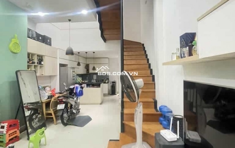 NGÃ TƯ GA - HẺM 7M - TRỆT 3 LẦU - 52M2  - CHỈ 5.15 TỶ.