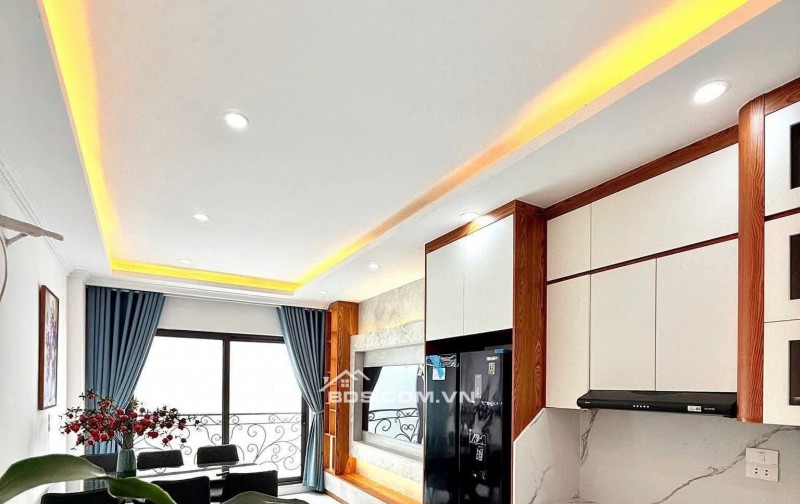 Nhà Đẹp Thang Máy, Gần Đường Ô TÔ Định Công, Hoàng Mai 31m, 6  tầng, mt 3.4m, giá 8.4 tỷ