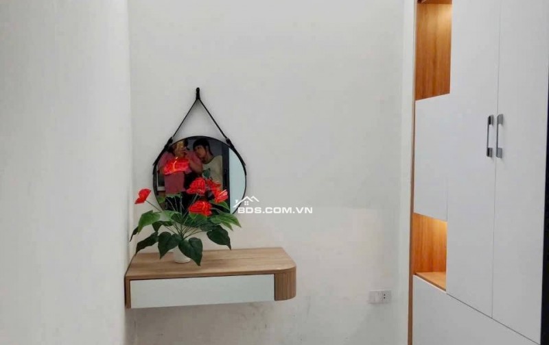 Nhà Đẹp Gần Đường Ô TÔ Tôn Đức Thắng, Đống Đa 40m, mt 4m, giá 3,1 tỷ.
