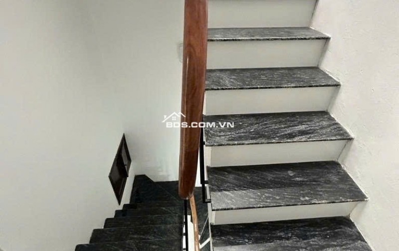Nhỉnh 6 Tỷ - Hoàng Văn Thái, Thanh Xuân - Gần Phố - Full Nội Thất - 33m, 4 Tầng.