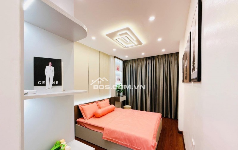 SIÊU PHẨM NGUYỄN TRÃI - THANH XUÂN - Ô TÔ ĐỖ CỬA - DT 25M - 4 TẦNG - GIÁ 5.15 TỶ.