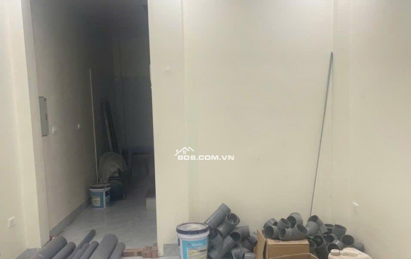 NHÀ MỚI KINH KONG ĐỊNH CÔNG -HOÀNG MAI – THOÁNG ĐẸP – NỞ HẬU – THANG MÁY – DT 40M – 6TẦNG -GIÁ CHÀO 8,8 TỶ.