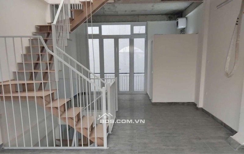 GIÁ CỰC RẺ NHÀ LIỀN KỀ KĐT CẦU BƯƠU – THANH TRÌ 60m mặt tiền 4,5M