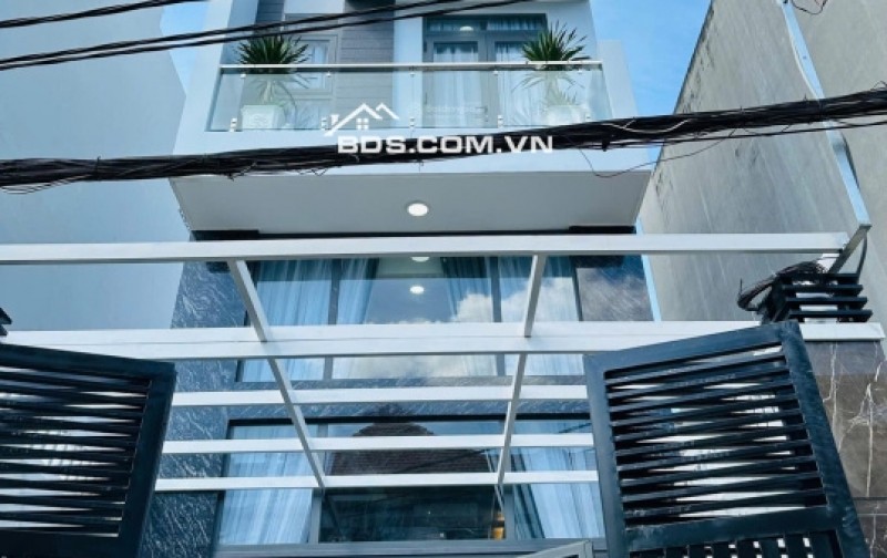 Siêu phẩm có thang máy HXH đường Dương Quảng Hàm, Phường 6, Gò Vấp, nhà full nội thất vip