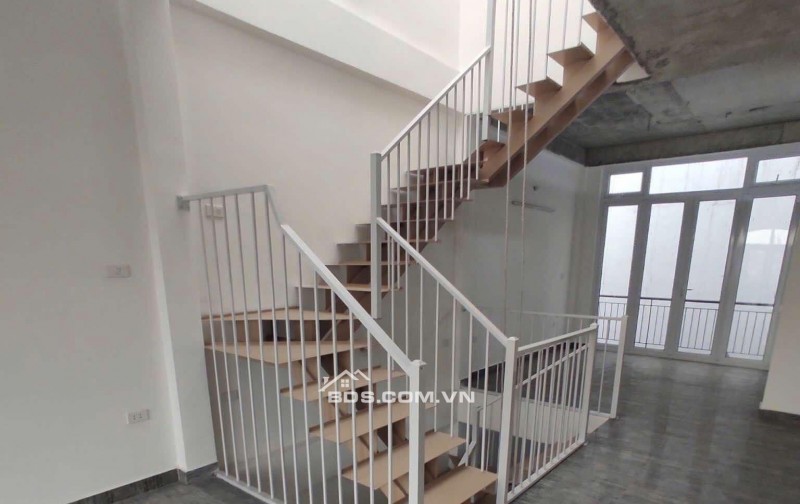 GIÁ CỰC RẺ NHÀ LIỀN KỀ KĐT CẦU BƯƠU – THANH TRÌ 60m mặt tiền 4,5M
