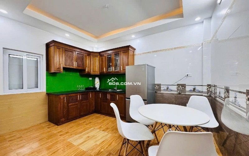 Nhỉnh 8 Tỷ - Gần Phố - Full Nội Thất - Khương Trung, Thanh Xuân - 42m, 4 Tầng.