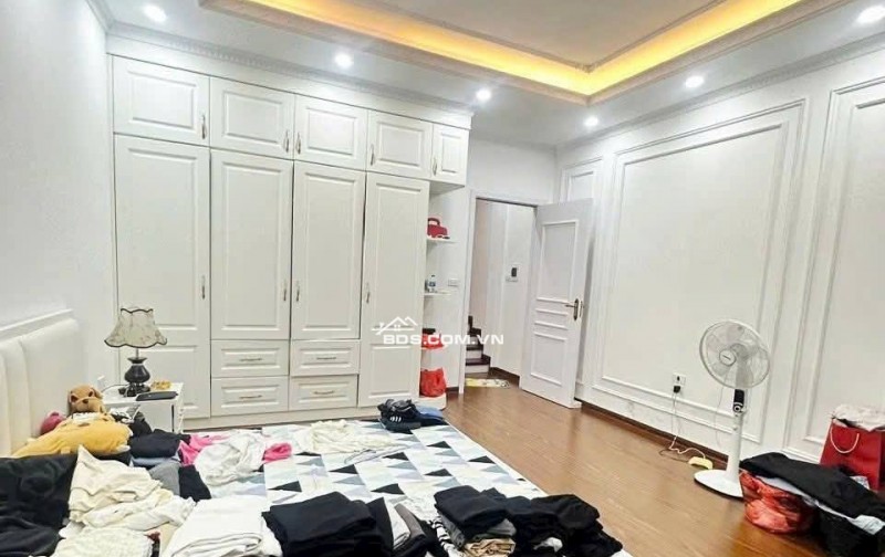 Nhà Đẹp Thái Thịnh, Đống Đa 33m, 5 tầng, mt 4,4m, giá 9.2 tỷ
