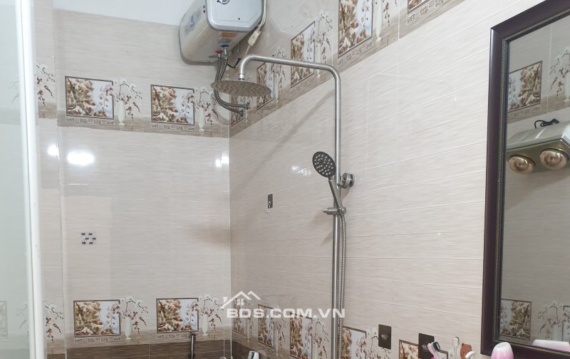 BÁN NHÀ 3.55 TỶ 2 TẦNG 78M2 VỊ TRÍ KINH DOANH MẶT ĐƯỜNG VĨNH MẠC