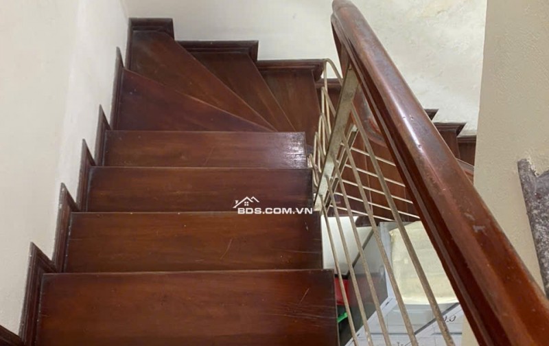 Cho thuê nhà nguyên căn Phố Vạn Phúc, Ba Đình. Vừa ở vừa kinh doanh. Chỉ 10tr