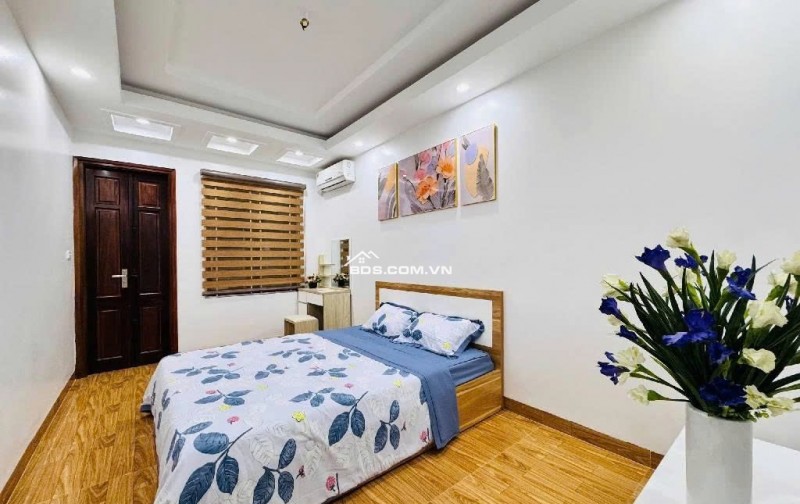 Nhỉnh 8 Tỷ - Gần Phố - Full Nội Thất - Khương Trung, Thanh Xuân - 42m, 4 Tầng.