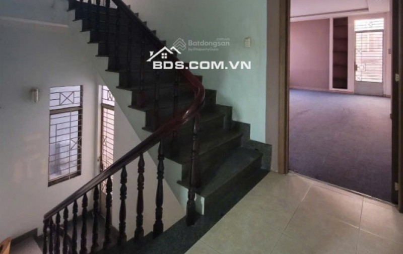 Bán nhà mặt tiền đường Lê Quang Định Quận Gò Vấp DTSD: 300m2, nhà 3 tầng giá 21 tỷ