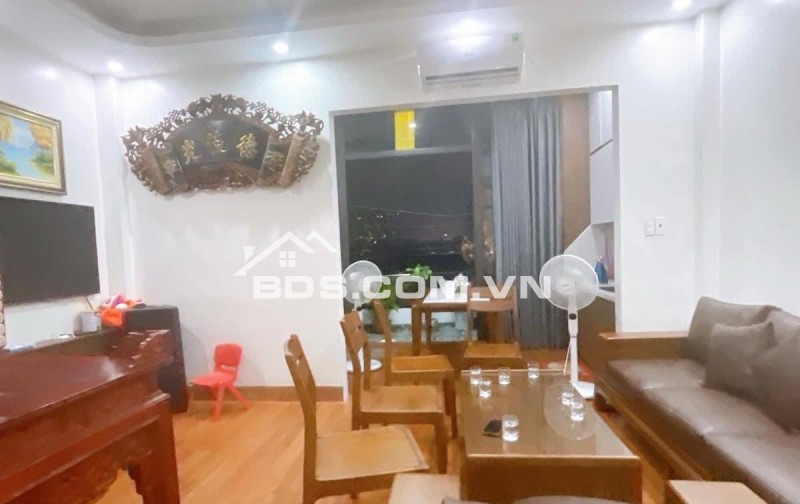 Nhà Đẹp Ô Tô Đỗ Cửa, Thang Máy Giảng Võ, Đống Đa 46/58m, 7 tầng, mt 5m, giá 23.3 tỷ