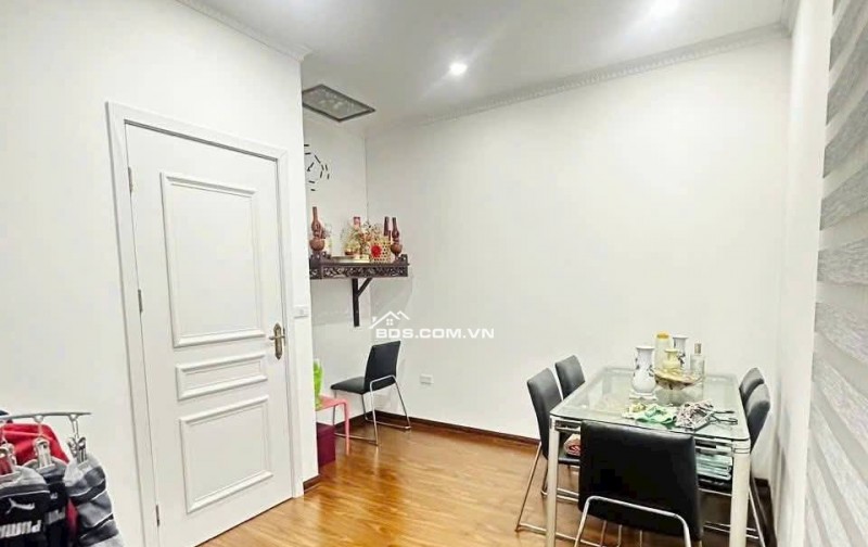 Nhà Đẹp Thái Thịnh, Đống Đa 33m, 5 tầng, mt 4,4m, giá 9.2 tỷ