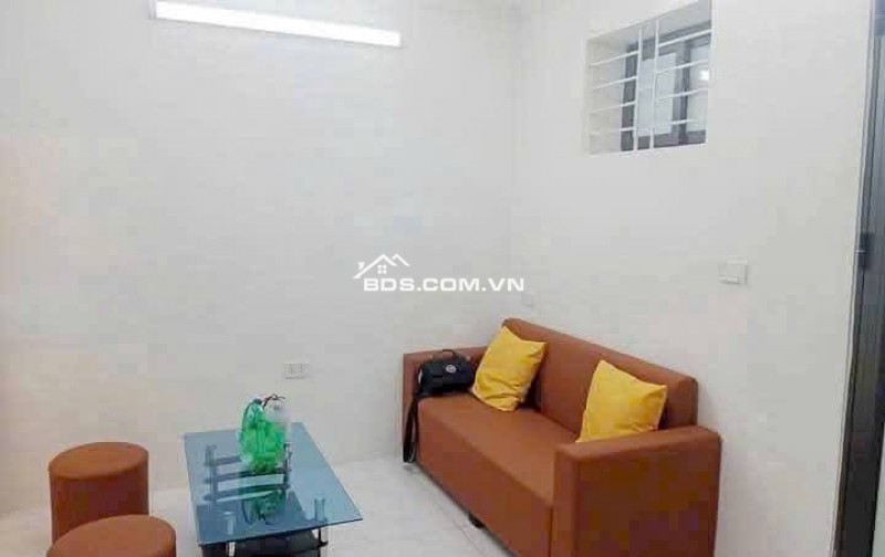 Nhà Đẹp Gần Đường Ô TÔ Tôn Đức Thắng, Đống Đa 40m, mt 4m, giá 3,1 tỷ.