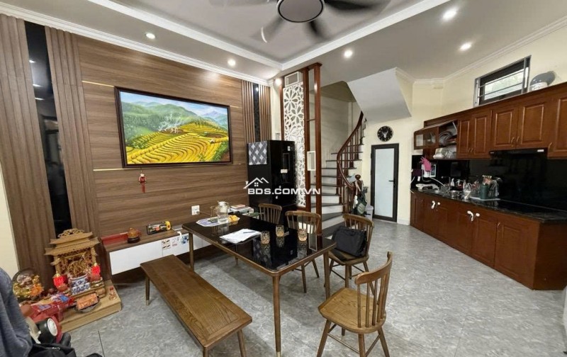 Nhỉnh 9 Tỷ - Lô Góc - Ở Ngay - 46m, 5Tầng - Phương Liệt - Ngã Tư Vọng, Quận Thanh Xuân.