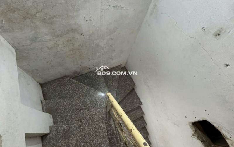 NGÕ NÔNG GẦN PHỐ - DÂN XÂY KIÊN CỐ CHẮC CHẮN - SỔ RIÊNG CHÍNH CHỦ