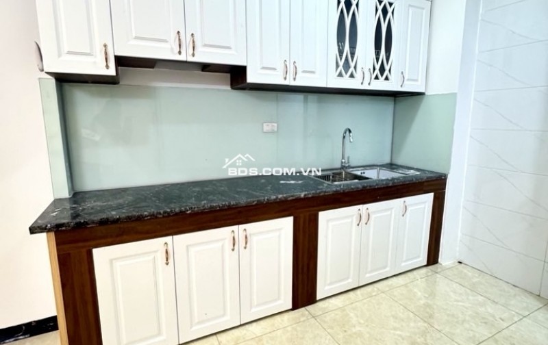  SIÊU PHẨM THANG MÁY – MẶT TIỀN LỚN – KINH DOANH – Ô TÔ TRÁNH – NGÕ THÔNG
