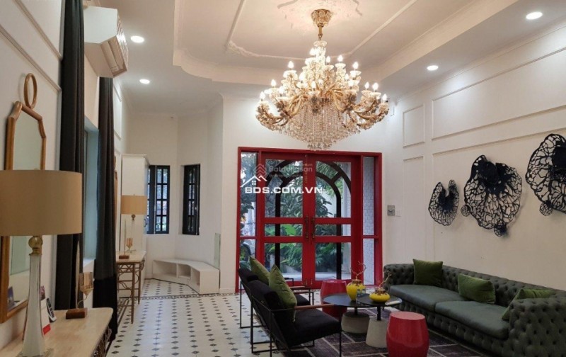 Cho thuê villa full nội thất mặt tiền 107 Lê Văn Chí, TP. Thủ Đức, 7x35m2 trệt 2 lầu. Giá 45 triệu, phù hợp spa, thẩm mỹ viện