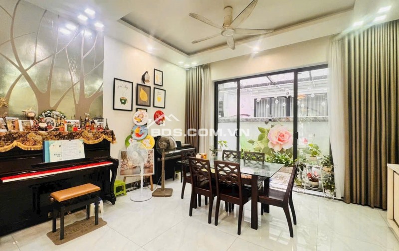 Chuyển nhượng căn liền kề KĐT Vinhomes Imperia 96m2