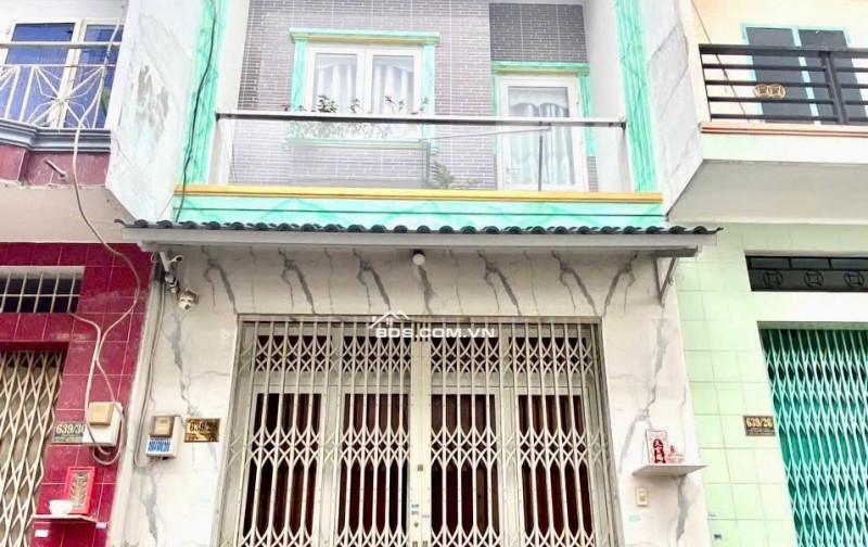 Bán gấp nhà quận Bình Tân, giấy tờ đầy đủ, 4x14m, 3 tỷ900tr thương lượng 0938940chín bảy không