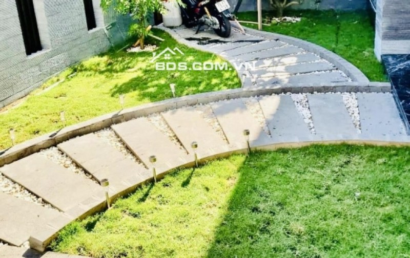 BÁN BIỆT THỰ TRUNG TÂM BÌNH THẠNH, HXH LÊ QUANG ĐỊNH, PHƯỜNG 7, BÌNH THẠNH. Dt 15x17m2 giá 27.99 tỷ