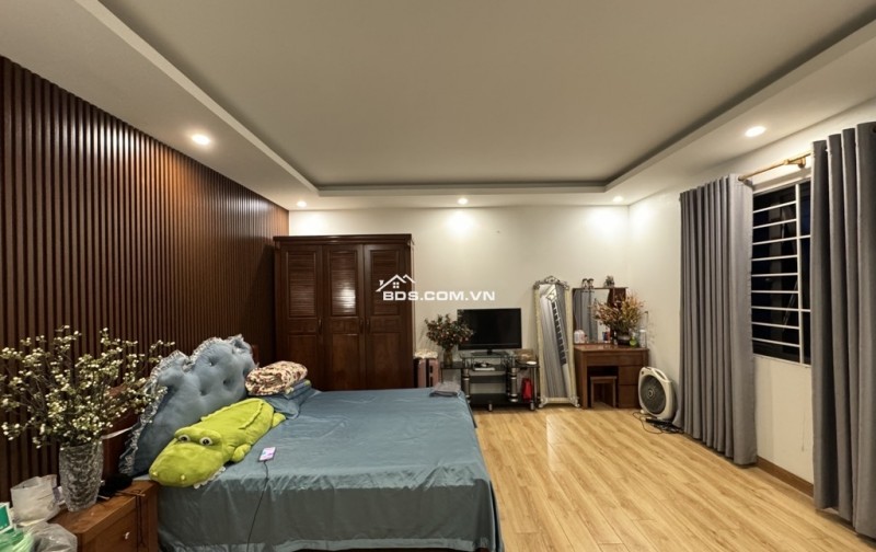  ĐÓN ĐẦU CƠ HỘI - NHÀ ĐẸP - TẶNG FULL NỘI THẤT CAO CẤP TẠI TRUNG TÂM LONG BIÊN! 