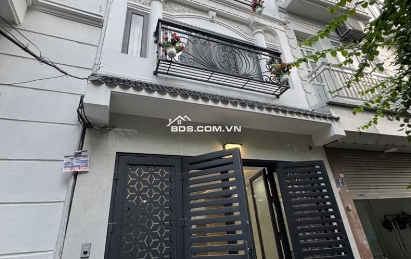 ĐẦU CHỦ TẶNG 01 CHỈ VÀNG 9999 ĐẾN 30/6/22025 ÔTÔ- KINH DOANH- NHÀ MỚI -GẦN HỒ-  TRUNG TÂM LONG BIÊN