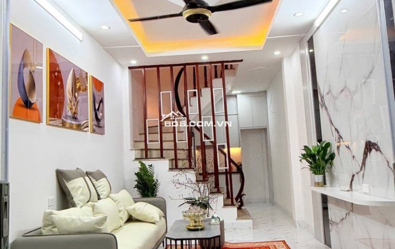 Hiếm- Chỉ hơn 5 tỷ- Nhà ngõ 1 Bùi Xương Trạch- Ngõ thông- Thông số vàng