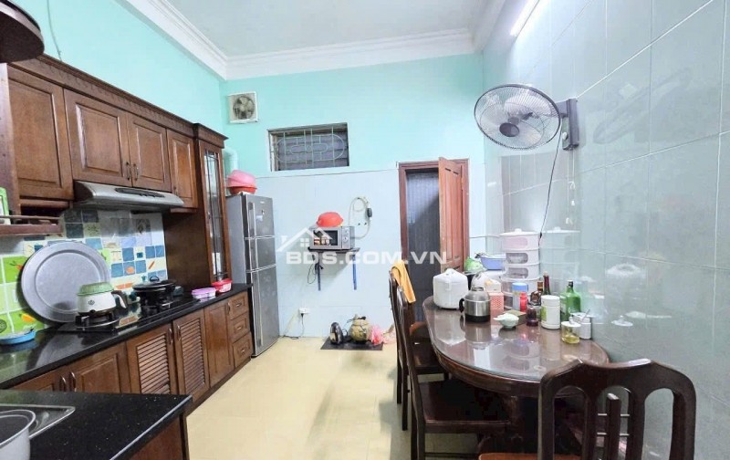 Bán nhà ngõ 296 Minh Khai, 40 m2, dân xây, ngõ rộng, 6,7 tỷ