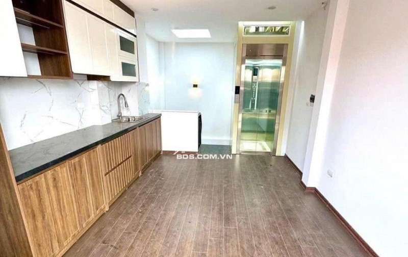 Siêu phẩm chủ nhà cần bán gấp nhà trên phố thụy khuê