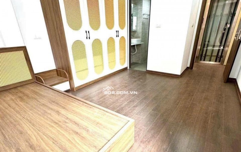 Siêu phẩm chủ nhà cần bán gấp nhà trên phố thụy khuê
