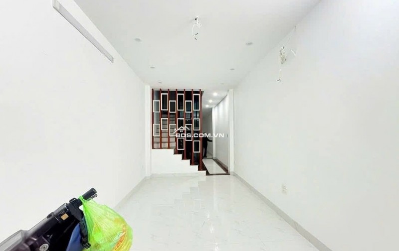 Chủ nhà thiện chí cần bán gấp nhà trên phố xuân la