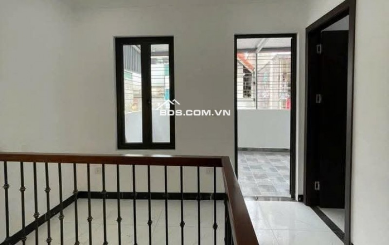 Cât lỗ  chủ nhà cần bán gấp nhà trên phố thụy khuê