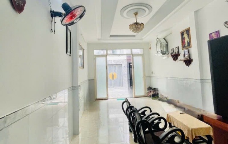 TÂN HƯƠNG - TÂN QUÝ - TÂN PHÚ - 61M2 (4x15) 4 TẦNG - NGAY CHỢ TÂN HƯƠNG - HẺM 8M XE ÔTÔ NGỦ NHÀ - NHỈNH 8 TỶ CÒN TL