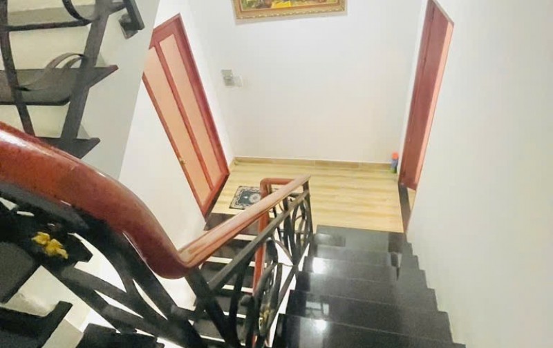 TÂN HƯƠNG - TÂN QUÝ - TÂN PHÚ - 61M2 (4x15) 4 TẦNG - NGAY CHỢ TÂN HƯƠNG - HẺM 8M XE ÔTÔ NGỦ NHÀ - NHỈNH 8 TỶ CÒN TL