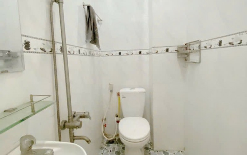 TÂN HƯƠNG - TÂN QUÝ - TÂN PHÚ - 61M2 (4x15) 4 TẦNG - NGAY CHỢ TÂN HƯƠNG - HẺM 8M XE ÔTÔ NGỦ NHÀ - NHỈNH 8 TỶ CÒN TL