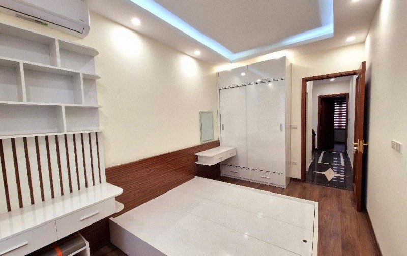 NHÀ ĐẸP Ở LUÔN_51m2x5 TẦNG_ CẦU GIẤY_NGÕ THÔNG_VỪA Ở VỪA KINH DOANH