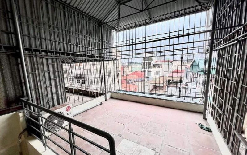 NHÀ TRUNG TÂM CẦU GIẤY_40m2x6 tầng_NGÕ THOÁNG_CÓ THỂ KINH DOANH CHO THUÊ LẤY DÒNG TIỀN HÀNG THÁNG