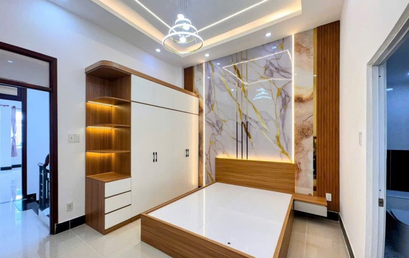 LIÊN KHU 1-6  - BÌNH TRỊ ĐÔNG - BÌNH TÂN - 56M2 (4x14) NHÀ 3 TẦNG KIÊN CỐ - HẺM ÔTÔ 7M KHU VIP AN NINH - SỔ VUÔNG VỨC - CHỈ 5 TỶ 530 CÒN TL