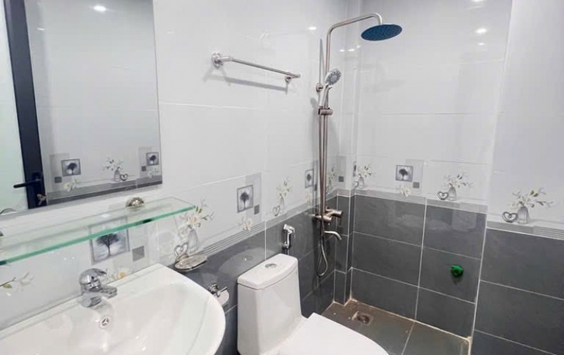 Thụy Khuê! DT 40m, 6 tầng, mặt tiền 6m chỉ hơn 9 tỷ!