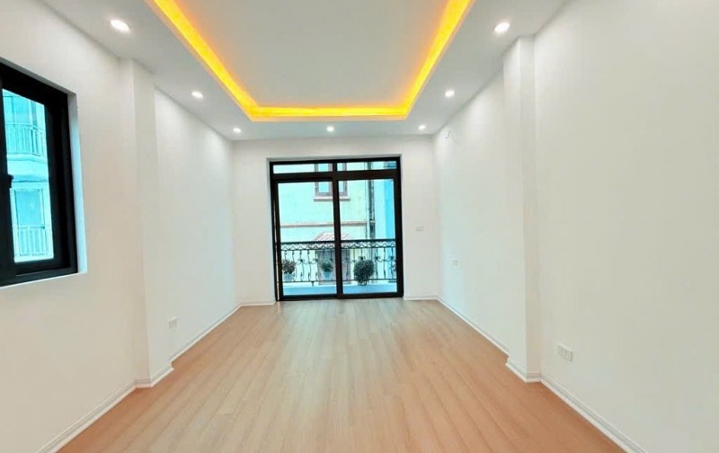 Xuân Đỉnh thiết kế hiện đại, 35m, 5 tầng, mặt tiền 3.5m, oto đỗ cửa!