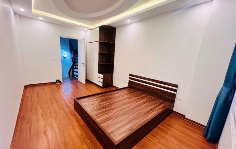 TRUNG TÂM CẦU GIẤY _NHÀ ĐẸP_CÔNG NĂNG ĐỈNH - NGÕ NÔNG RỘNG _XUNG QUANH TOÀN TRƯỜNG ĐH LỚN_TIỆN ÍCH KHÔNG THIẾU GÌ!!!
